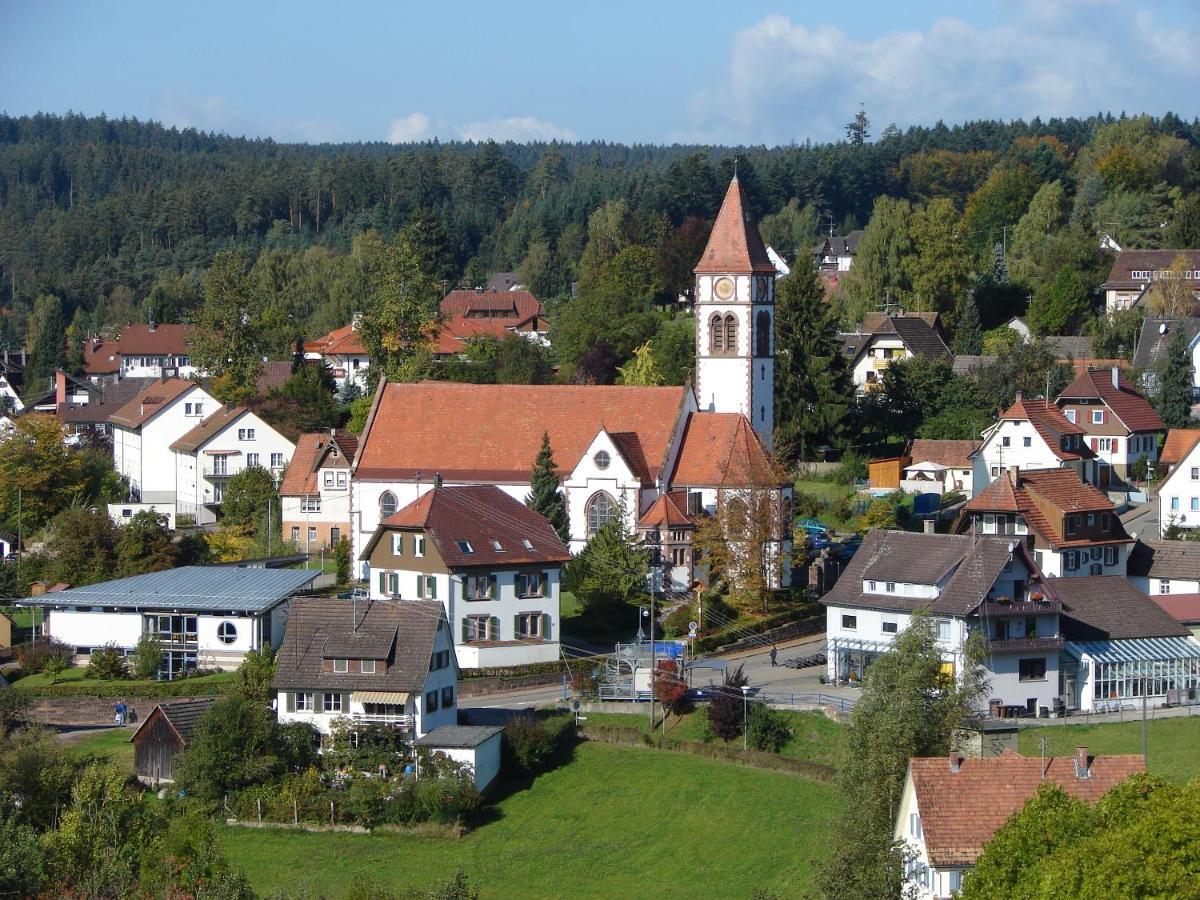 Hotel Breitenbacher Hof Waldachtal Buitenkant foto