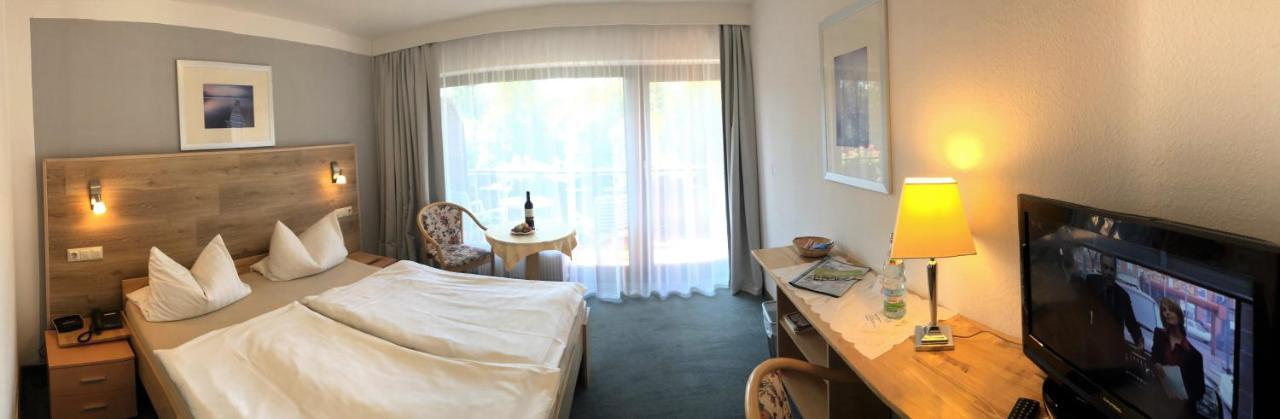 Hotel Breitenbacher Hof Waldachtal Buitenkant foto