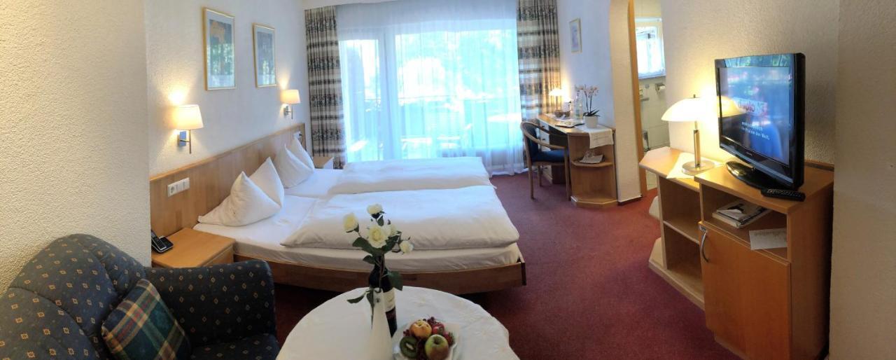 Hotel Breitenbacher Hof Waldachtal Buitenkant foto